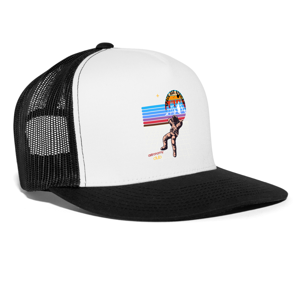 Space Age African(Trucker Cap) - white/black